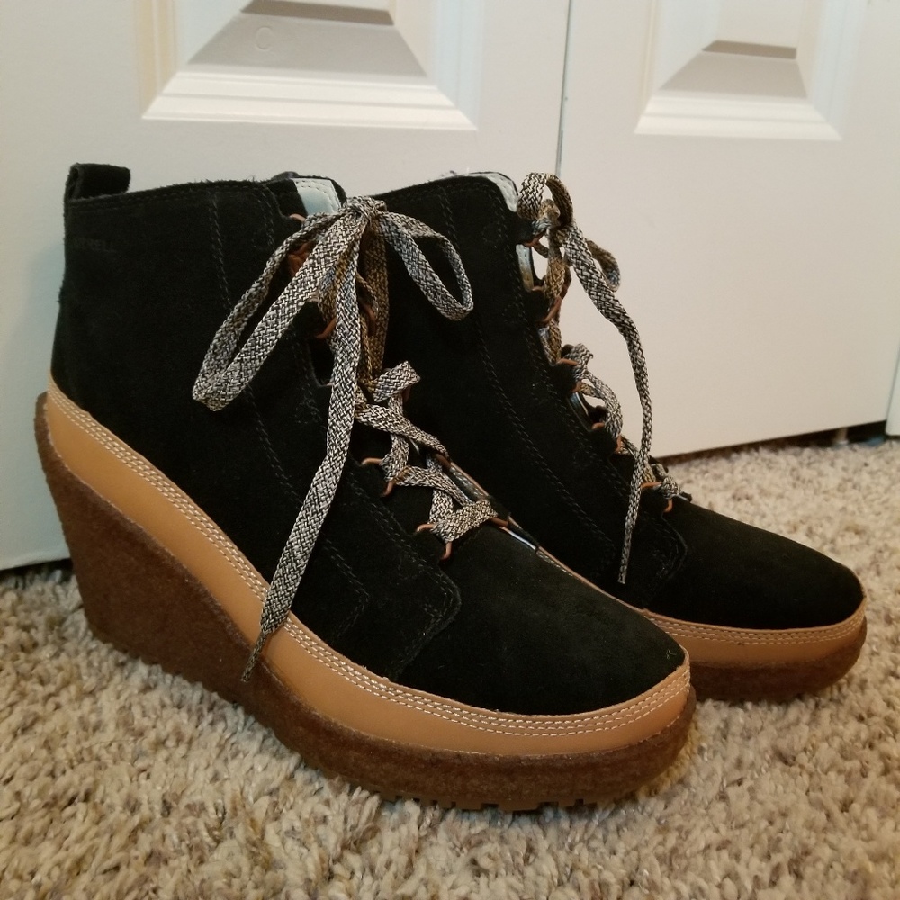Merrel heeled wedges